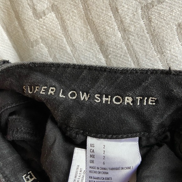 American Eagle Black Short shorts - Picture 3 of 3